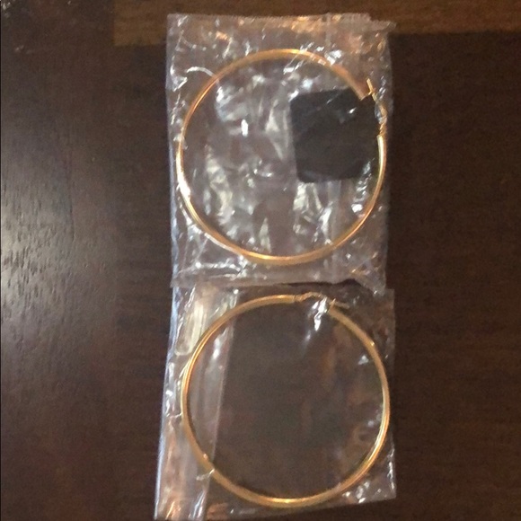 Jewelry - BELLEZZA HIGH-POLISHED 35mm HOOP EARRINGS NWT